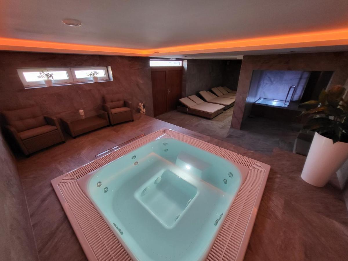 Chaty Krusetnica S Luxusnym Privatnym Wellness Ngoại thất bức ảnh